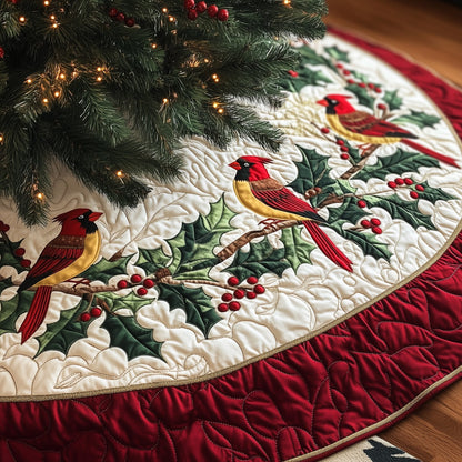 Cardinal Charm Quilted Tree Skirt GFTONT3932