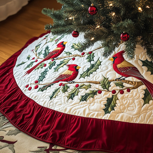Cardinal Charm Quilted Tree Skirt GFTONT3930