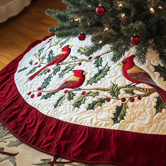 Cardinal Charm Quilted Tree Skirt GFTONT3930